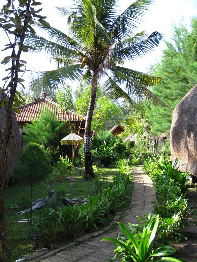 غيلي مينو Jepun Bungalows المظهر الخارجي الصورة